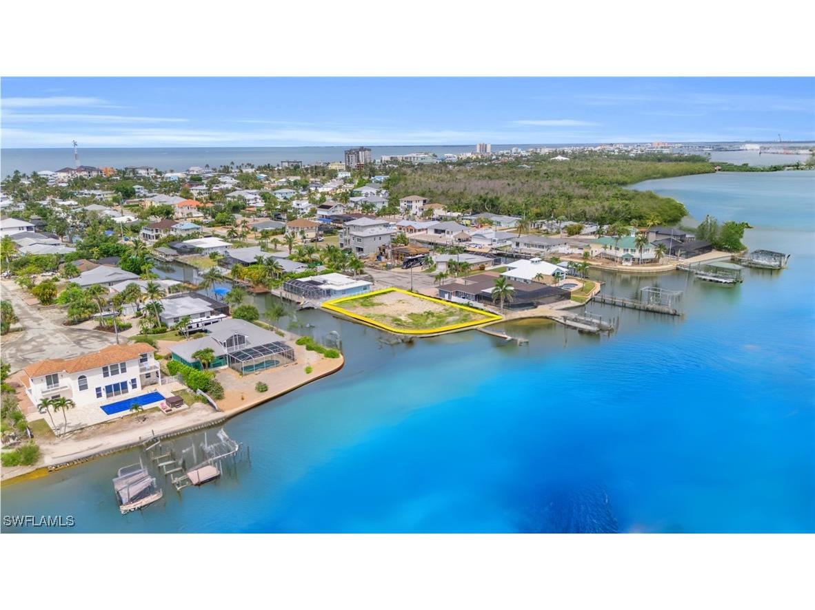 470 Madison Court Fort Myers Beach FL 33931 225085037 image13