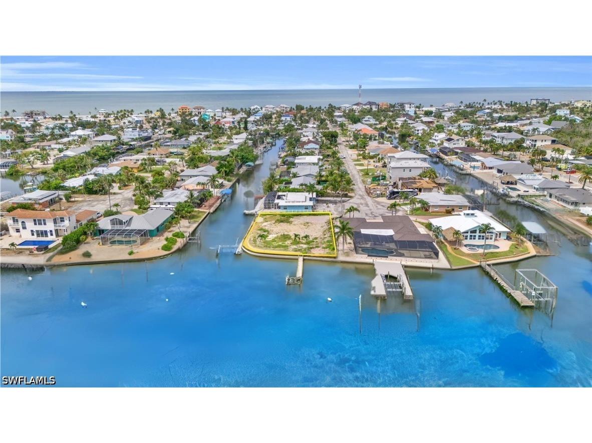 470 Madison Court Fort Myers Beach FL 33931 226025627 image12