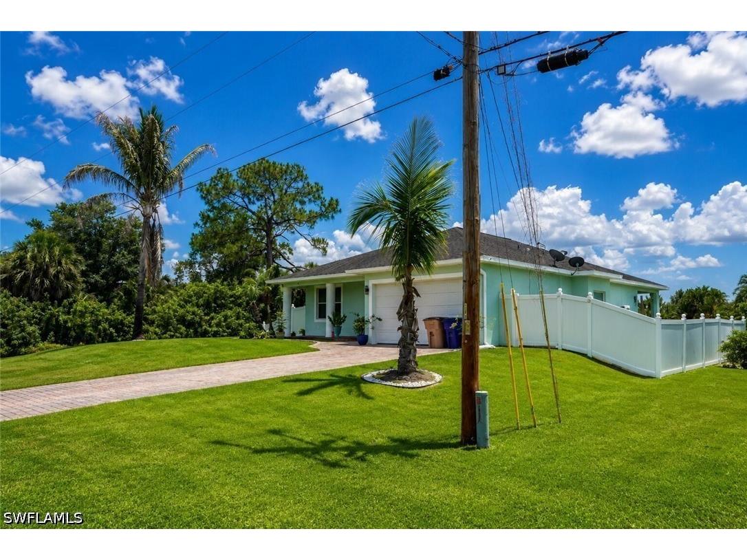  Lehigh Acres FL 33974 226022956 image1