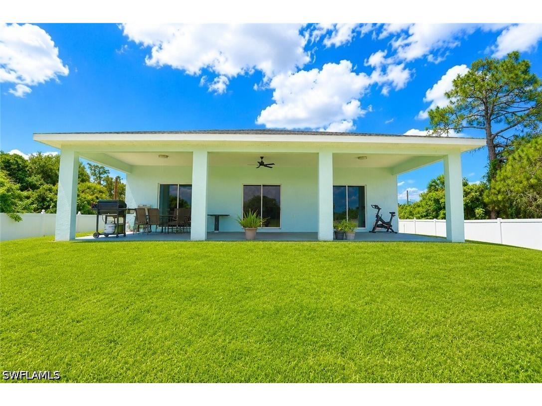  Lehigh Acres FL 33974 226022956 image5