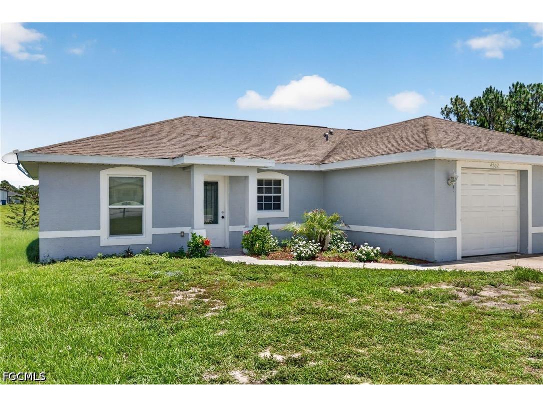 4700/4702 Leonard Boulevard S Lehigh Acres FL 33973 2026026237 image1