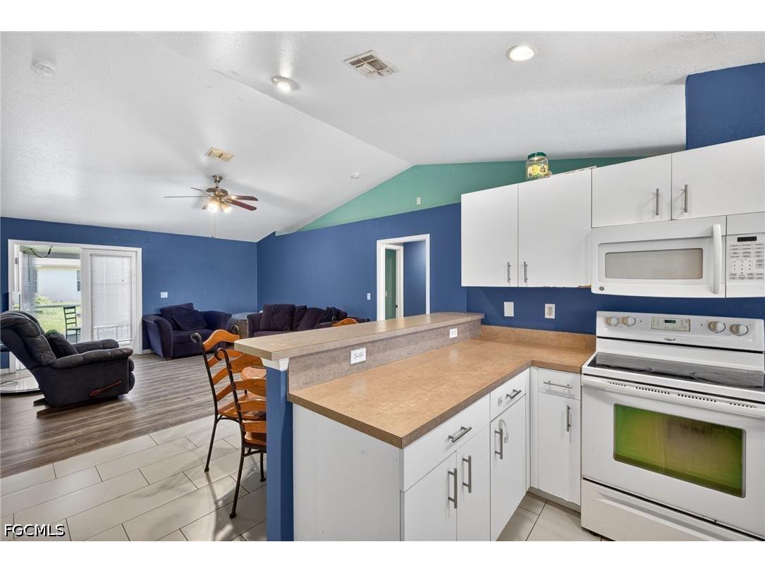 4700/4702 Leonard Boulevard S Lehigh Acres FL 33973 2026026237 image26