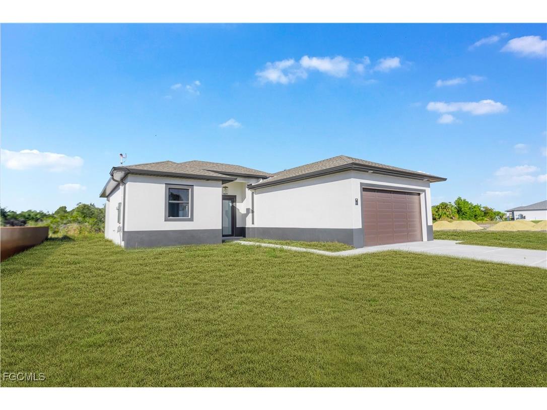 4700 Dora Avenue S Lehigh Acres FL 33974 2026001429 image8