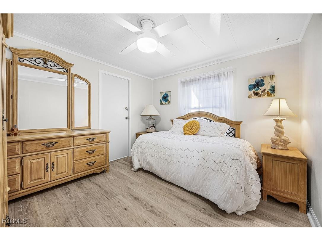 4700 Gulfgate Lane S Saint James City FL 33956 2025020934 image25