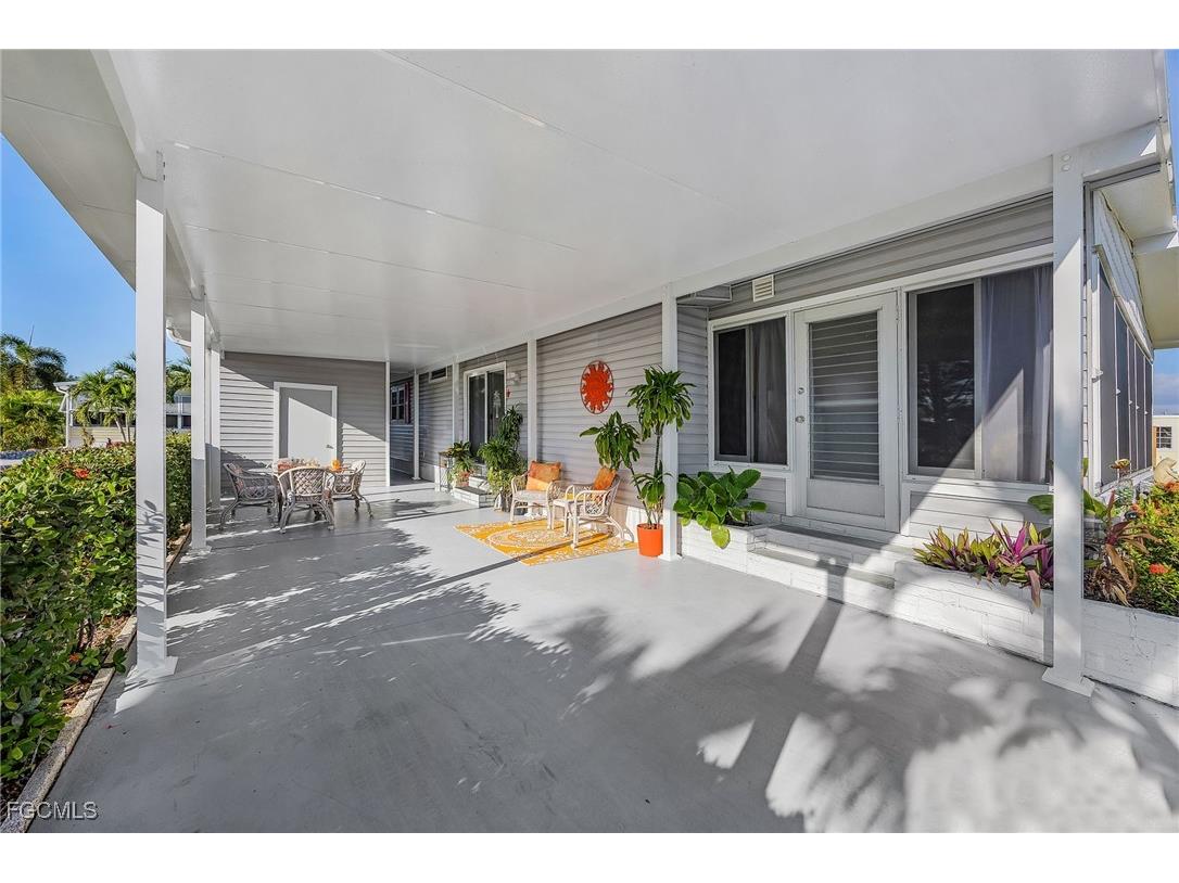 4700 Gulfgate Lane S Saint James City FL 33956 2025020934 image34