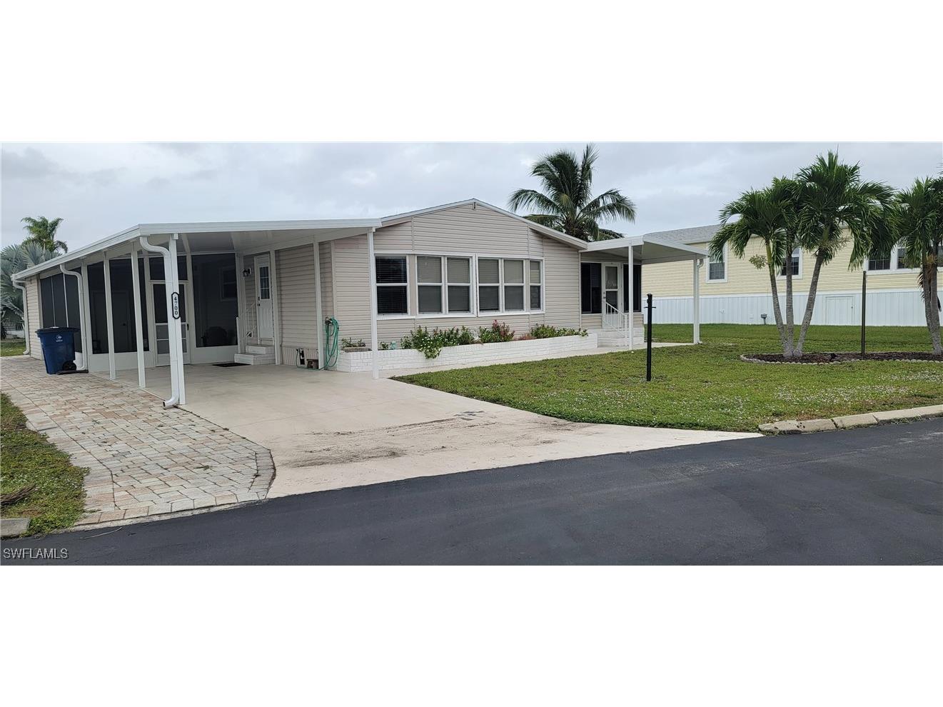 4700 Tahiti Drive Bonita Springs FL 34134 225081244 image1