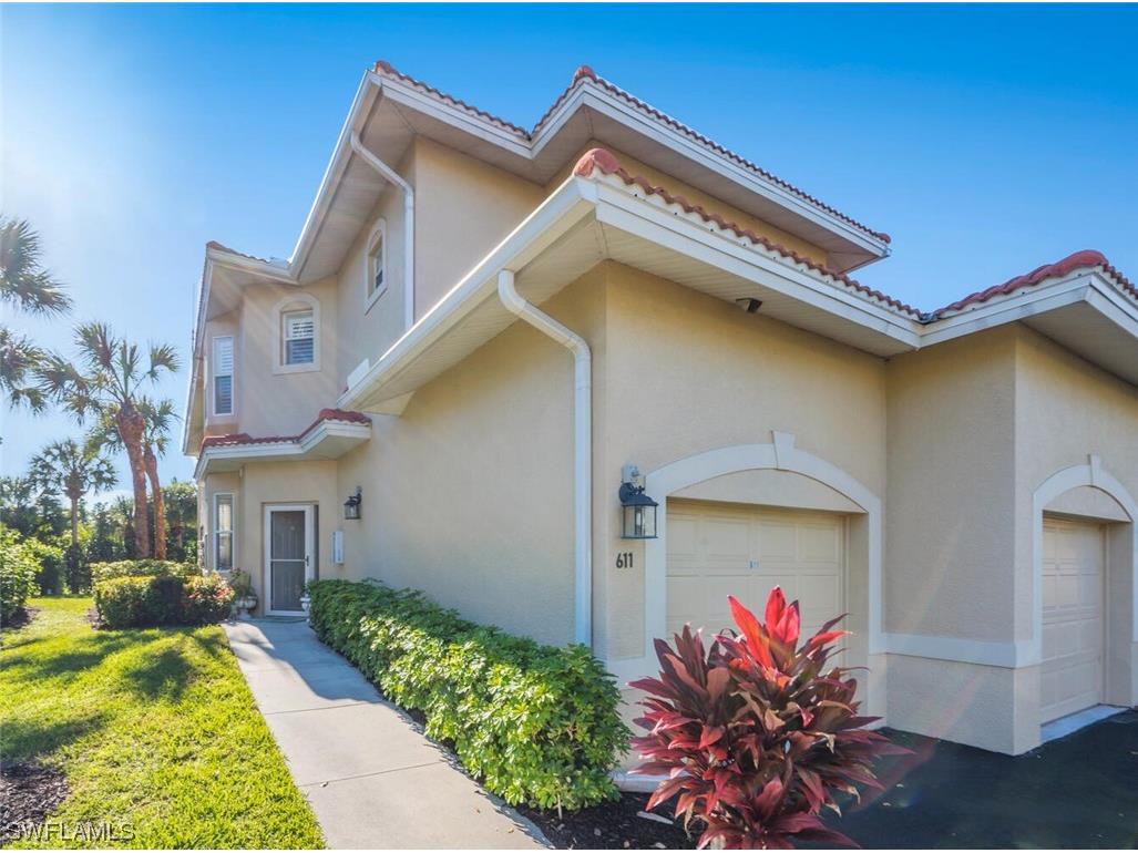 4700 Yacht Harbor Drive #611 Naples FL 34112 224001558 image1