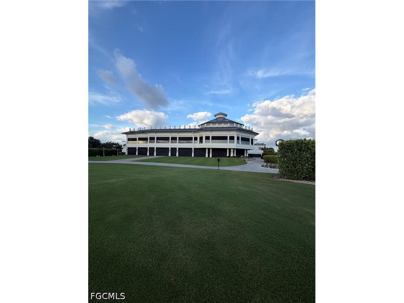 4700 Yacht Harbor Drive #622 Naples FL 34112 2026023271 image4