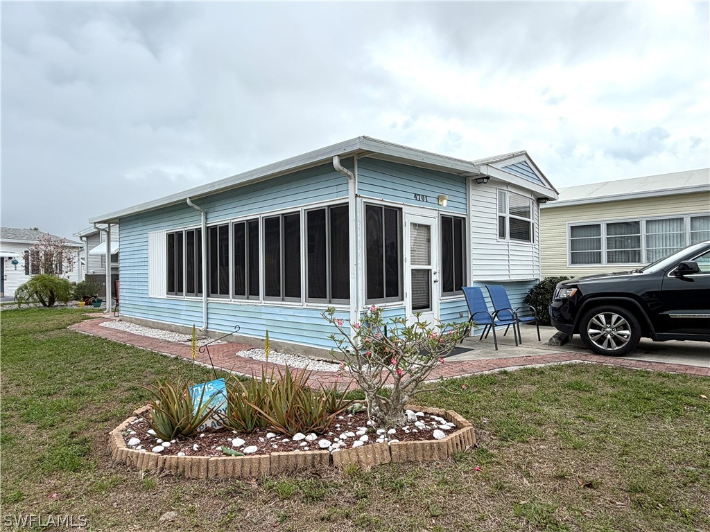 4701 Candlestick Court W Estero FL 33928 226011874 image3