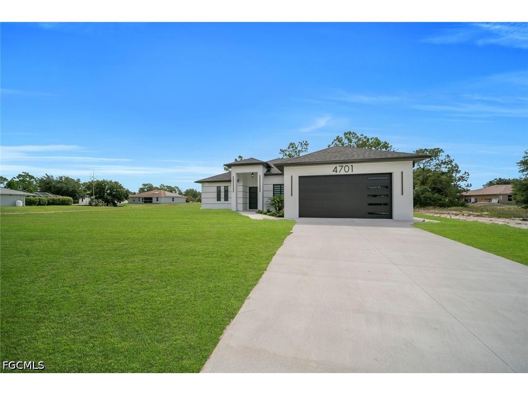 4701 Inez Avenue S Lehigh Acres FL 33976 2026020769 image3