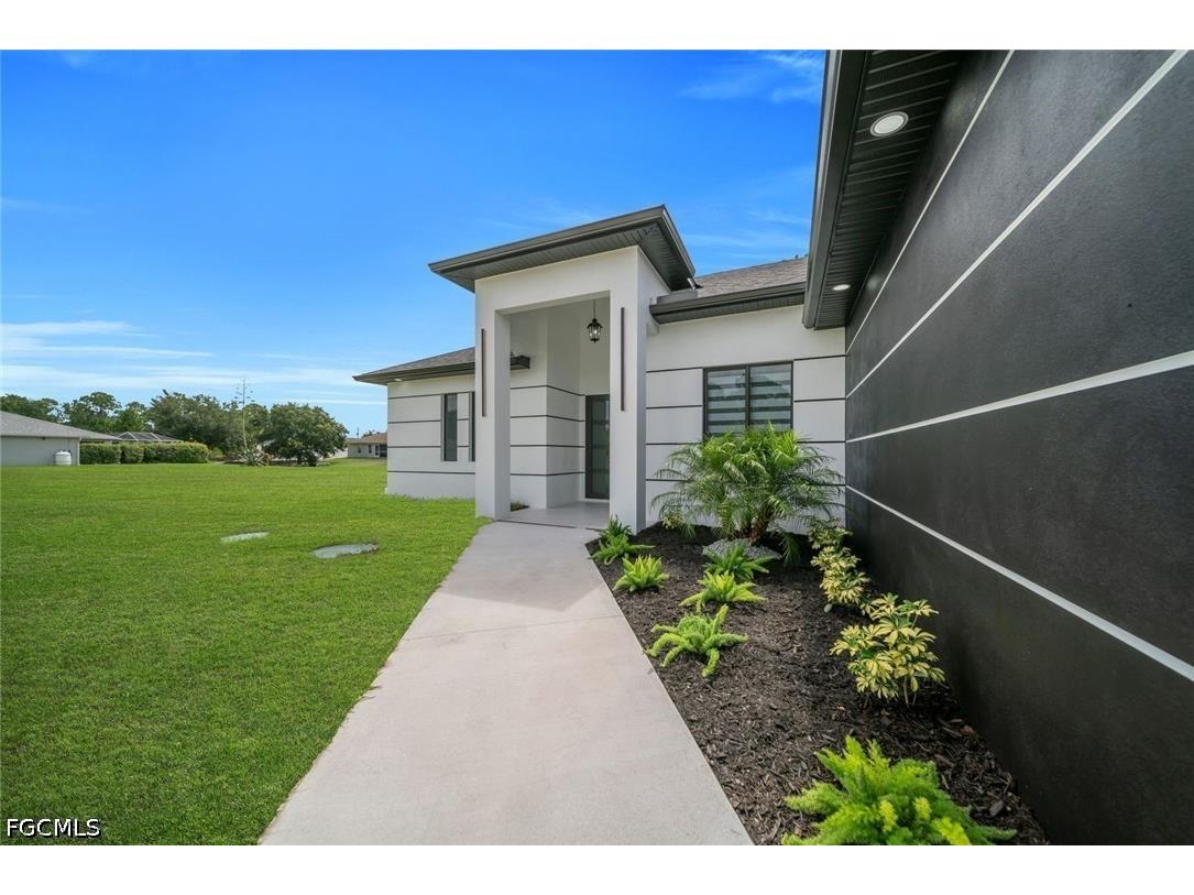 4701 Inez Avenue S Lehigh Acres FL 33976 2026020769 image4