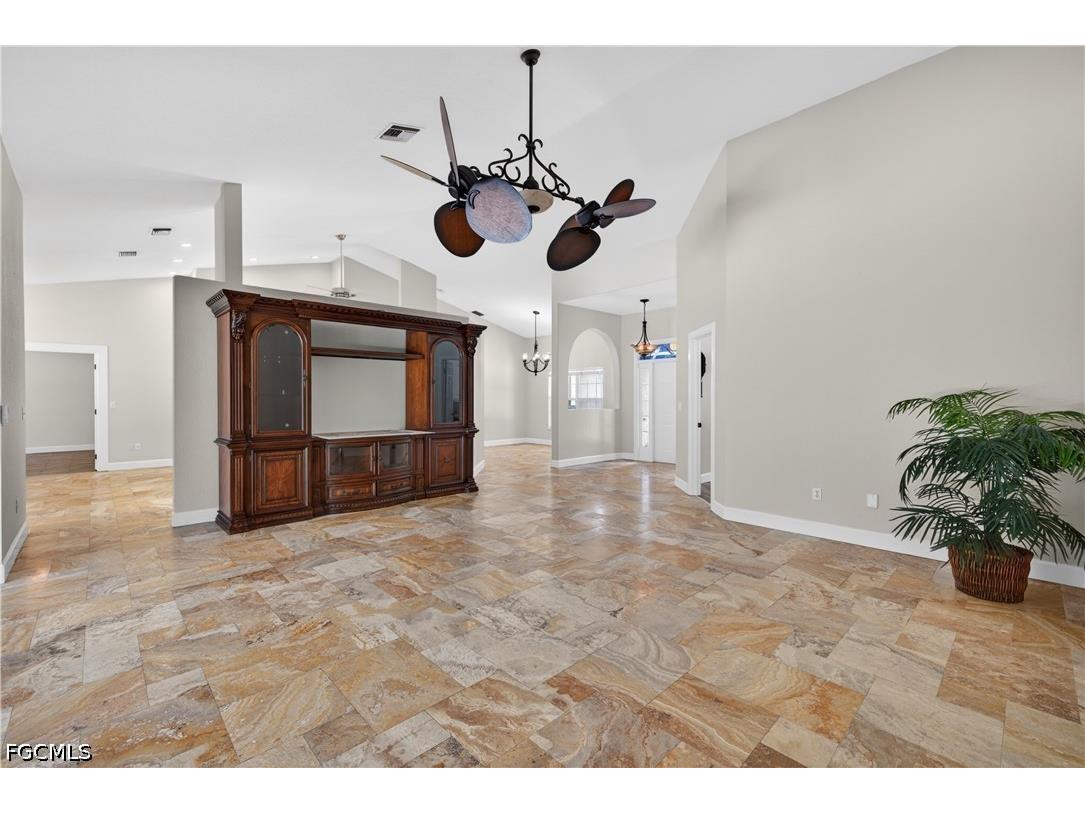 4701 Lone Pine Court Fort Myers FL 33905 2026023785 image5