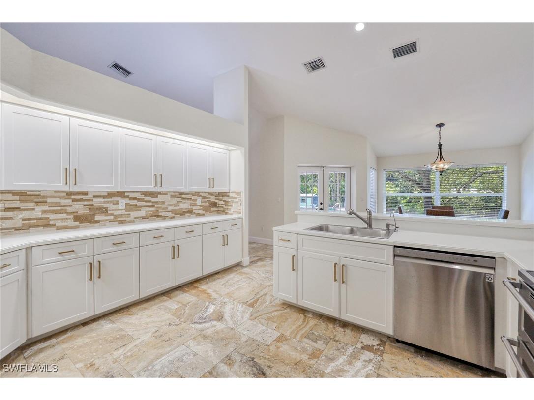 4701 Lone Pine Court Fort Myers FL 33905 225060830 image8