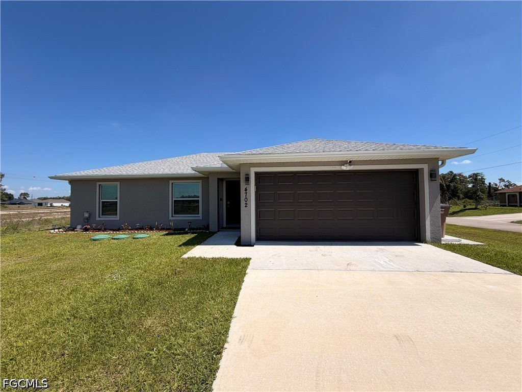 4702 Loraine Avenue S Lehigh Acres FL 33976 2026024761 image1