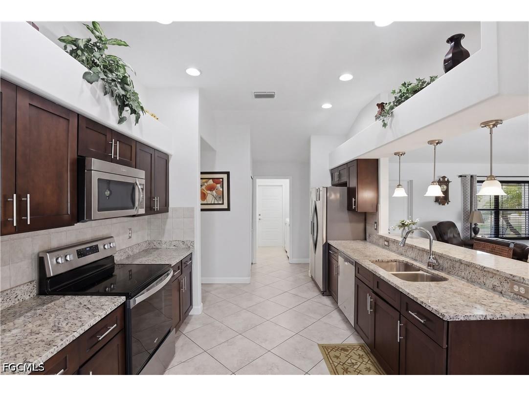 4702 SW 20th Avenue Cape Coral FL 33914 2026016005 image14