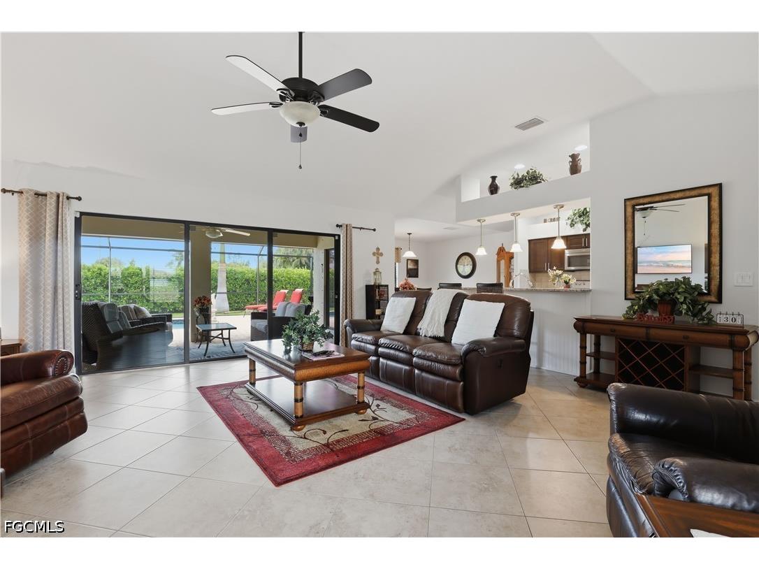 4702 SW 20th Avenue Cape Coral FL 33914 2026016005 image9