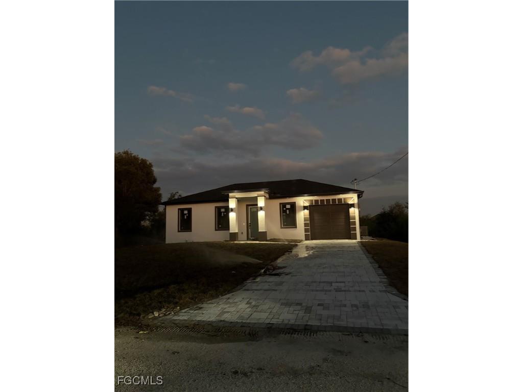 4703 Elva Avenue S Lehigh Acres FL 33976 225035823 image1