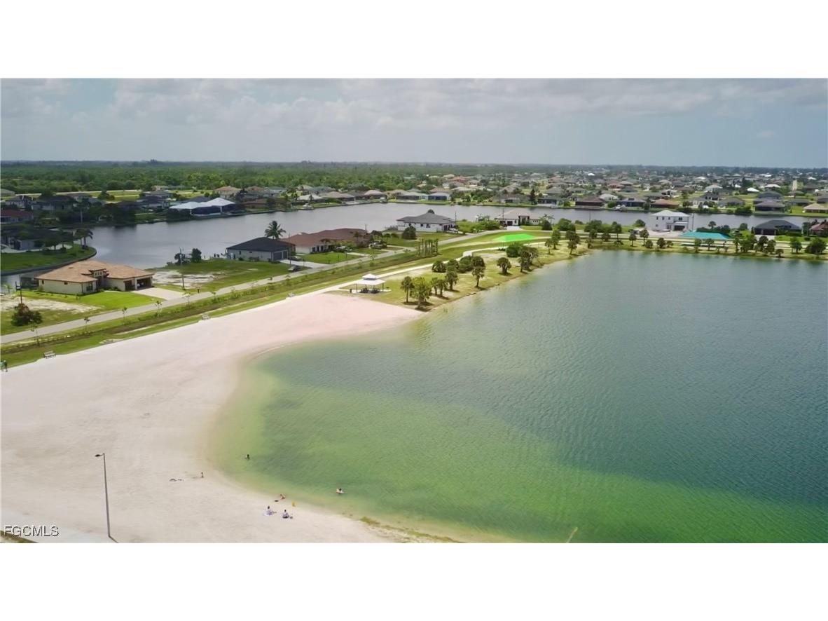 4703 NW 36th Street Cape Coral FL 33993 2025000193 image1