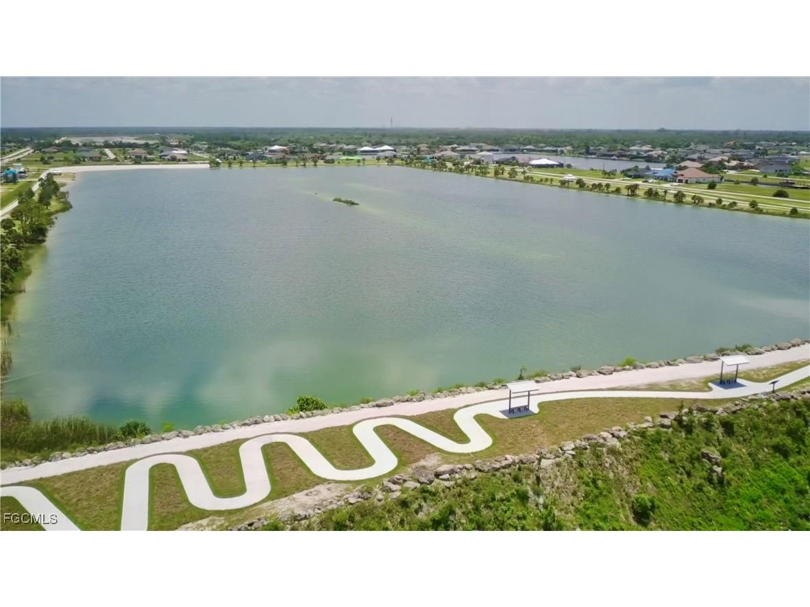 4703 NW 36th Street Cape Coral FL 33993 2025000193 image8