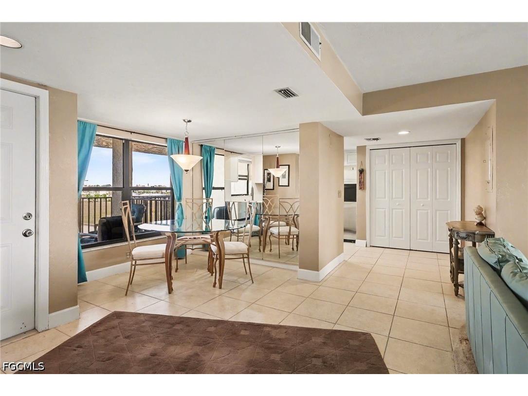 4703 SE 17th Place #404 Cape Coral FL 33904 2026017919 image3