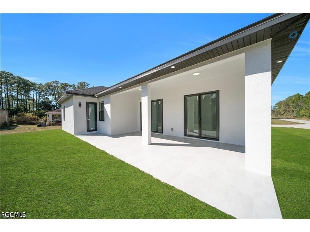 4703 Sara Avenue N Lehigh Acres FL 33971 2026026796 image29