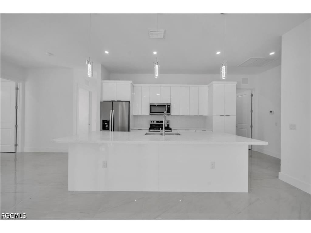 4703 Sara Avenue N Lehigh Acres FL 33971 2026026796 image9
