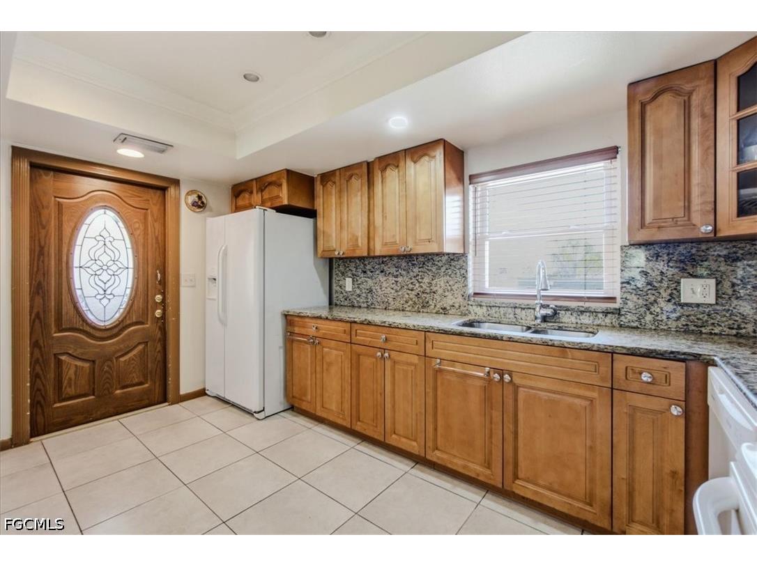 4704 SE 6th Avenue #C Cape Coral FL 33904 2026026825 image3
