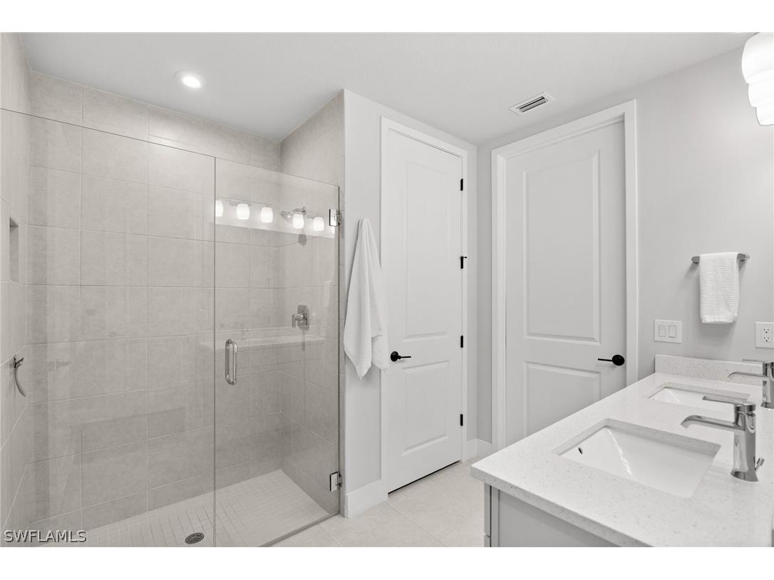 4705 Arboretum Circle #101 Naples FL 34112 226007242 image25