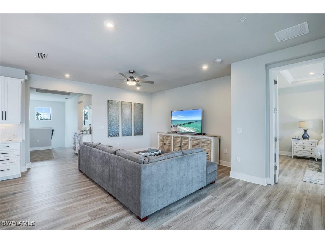 4705 Arboretum Circle #203 Naples FL 34112 226000240 image5