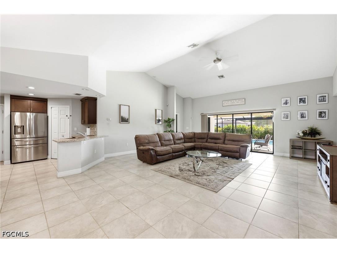 4705 Dora Avenue S Lehigh Acres FL 33976 2026022634 image12