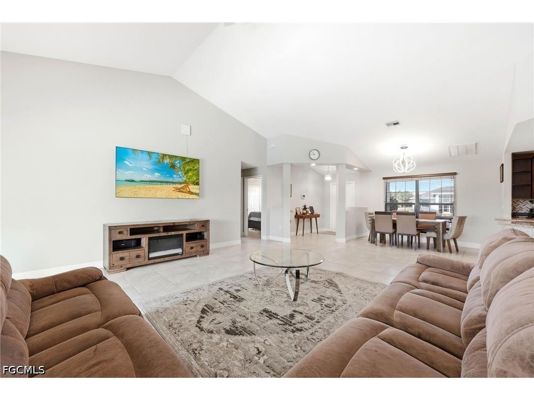 4705 Dora Avenue S Lehigh Acres FL 33976 2026022634 image14