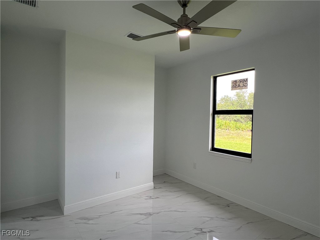 4705 Flora Avenue S Lehigh Acres FL 33976 2025010372 image20