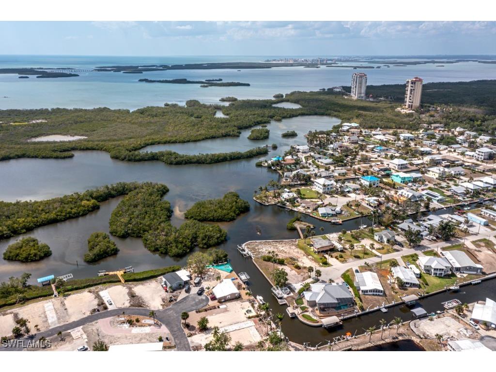 4705 Lahaina Lane Bonita Springs FL 34134 223031859 image1