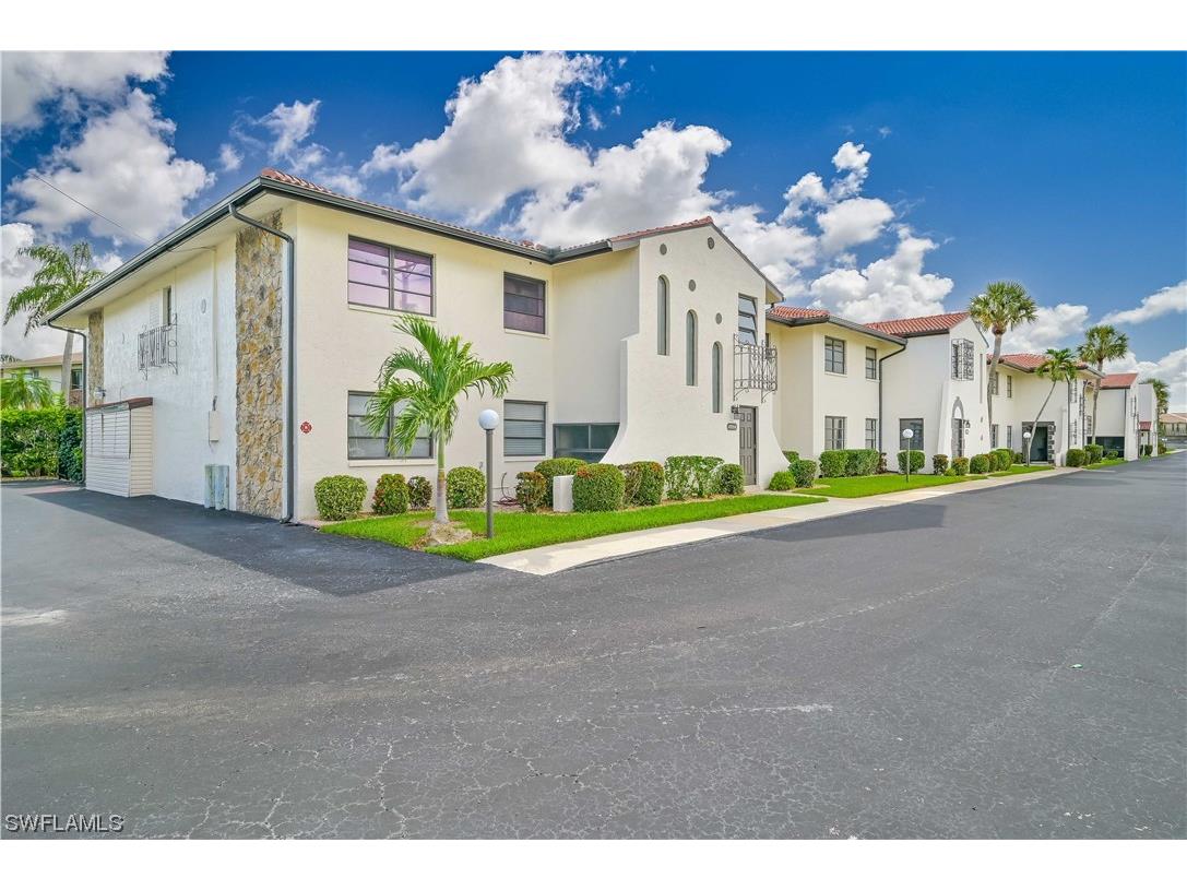 4705 Santa Barbara Boulevard #4 Cape Coral FL 33914 223060568 image1