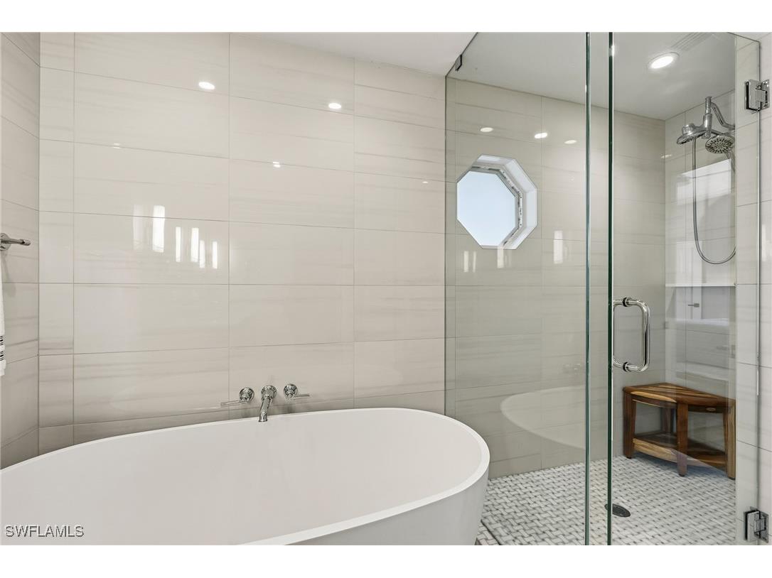 4705 Villa Mare Lane Naples FL 34103 226003837 image22