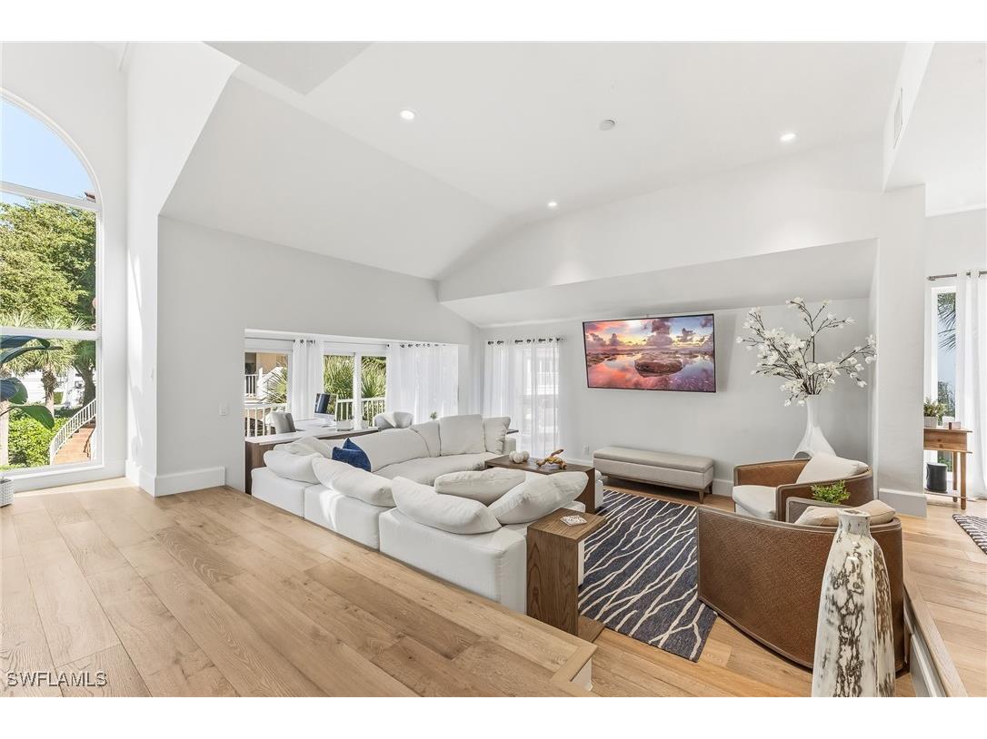 4705 Villa Mare Lane Naples FL 34103 226003837 image3