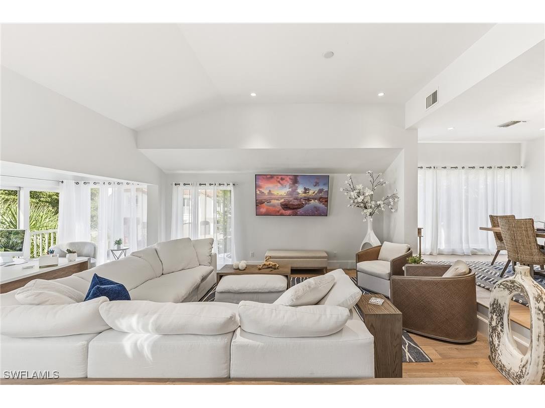 4705 Villa Mare Lane Naples FL 34103 226003837 image5