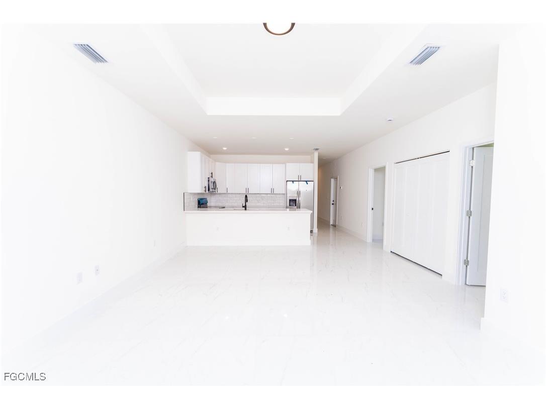 4706 27th Street SW Lehigh Acres FL 33973 2025004462 image3