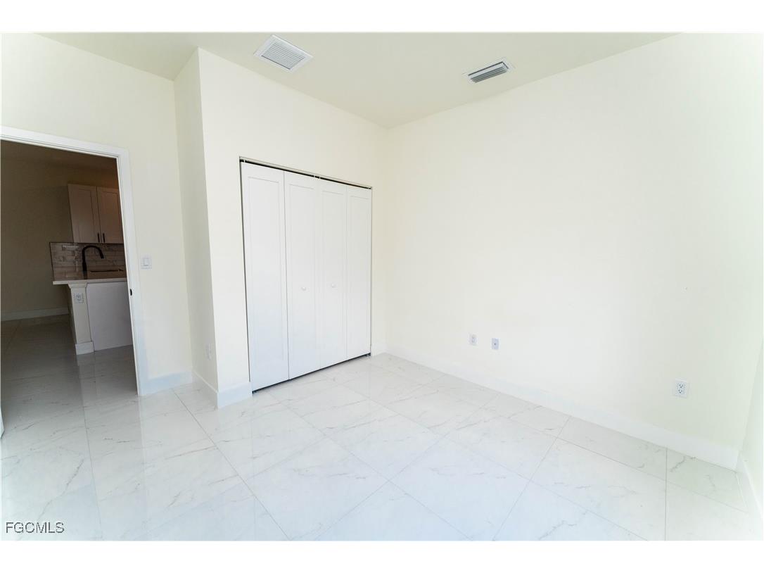 4706 27th Street SW Lehigh Acres FL 33973 2025004462 image5