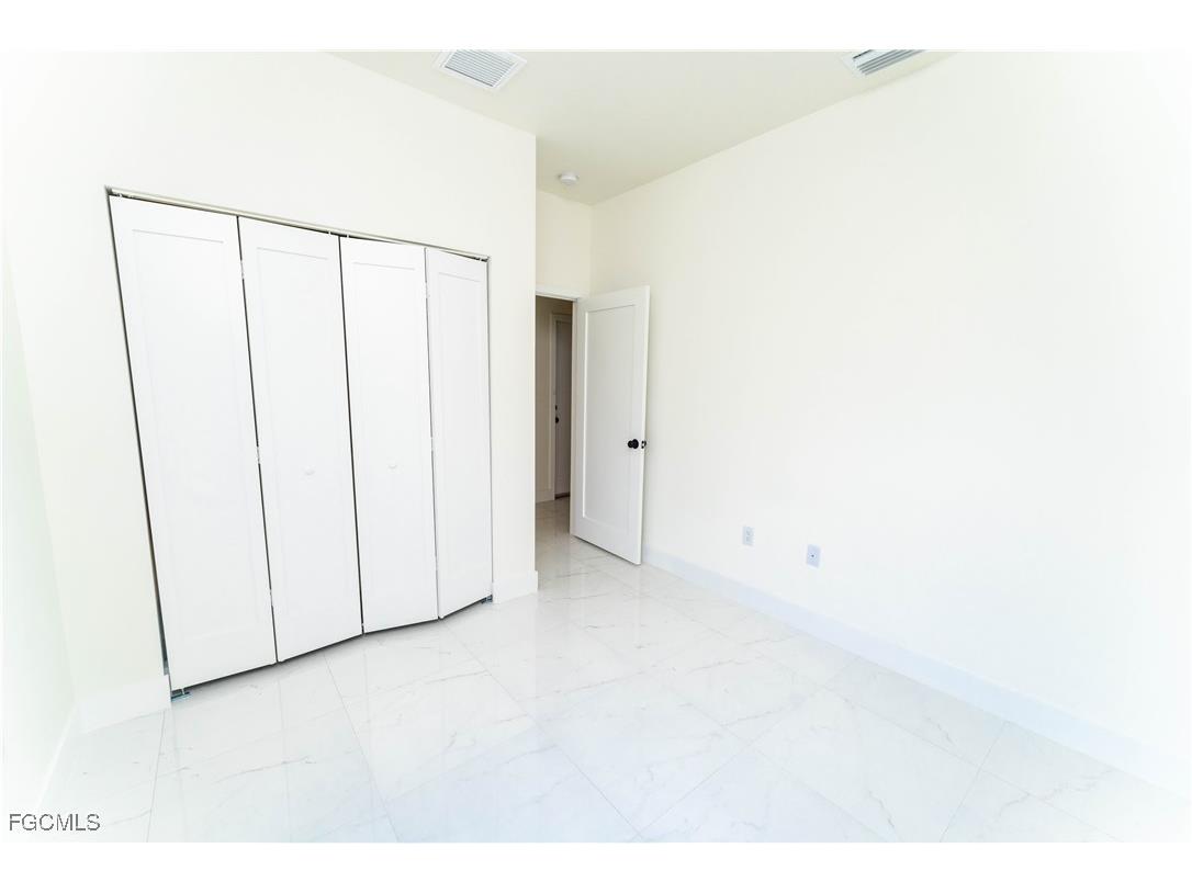 4706 27th Street SW Lehigh Acres FL 33973 2025004462 image9