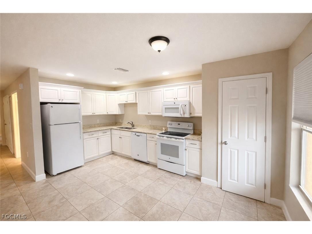 4708 Golfview Boulevard Lehigh Acres FL 33973 2026010645 image6