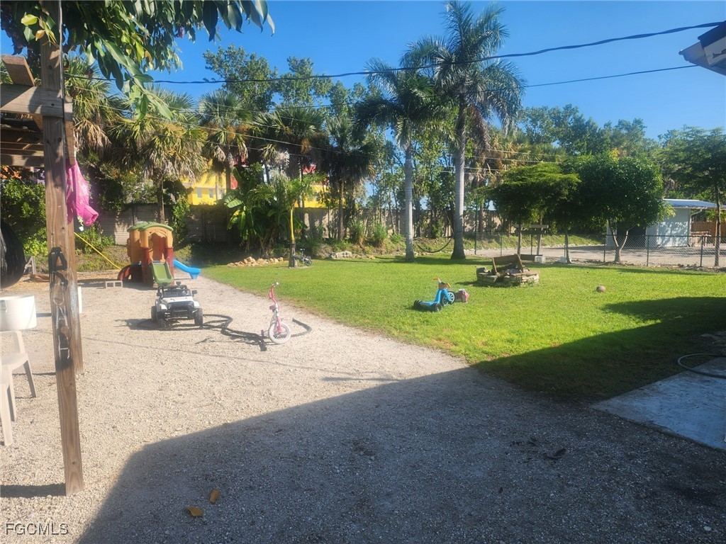 4707 Duera Mae Drive Fort Myers FL 33908 2025017096 image4