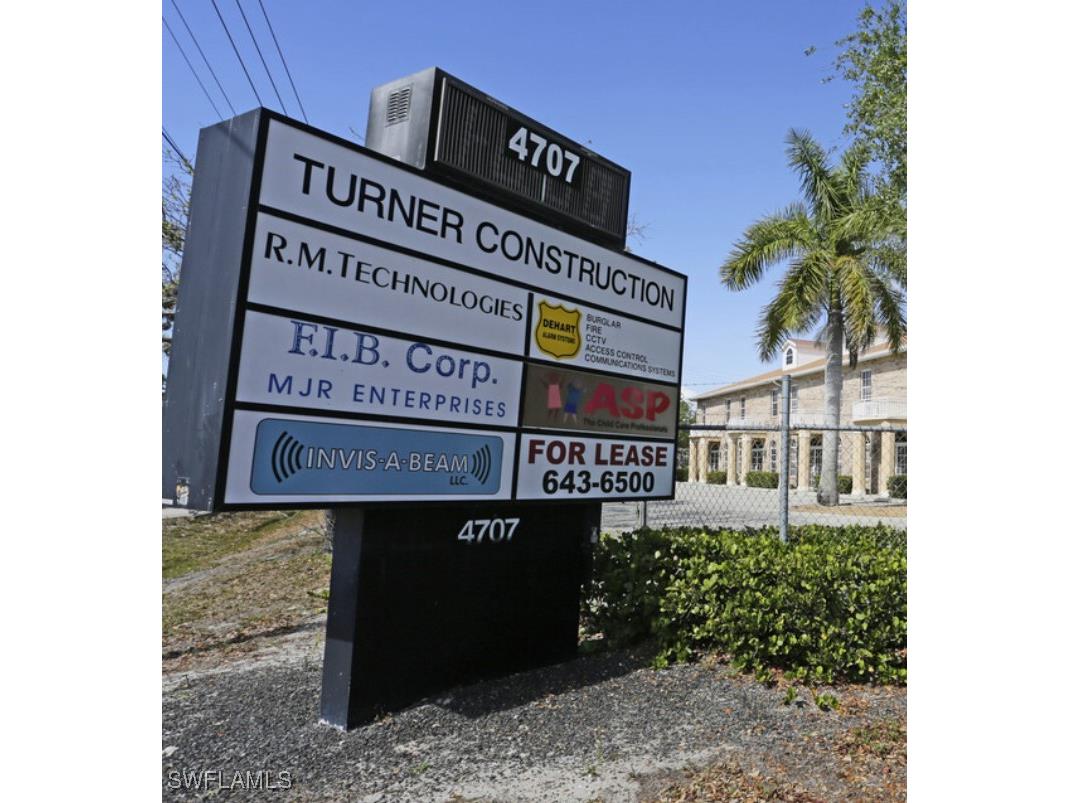  Naples FL 34104 225084525 image3