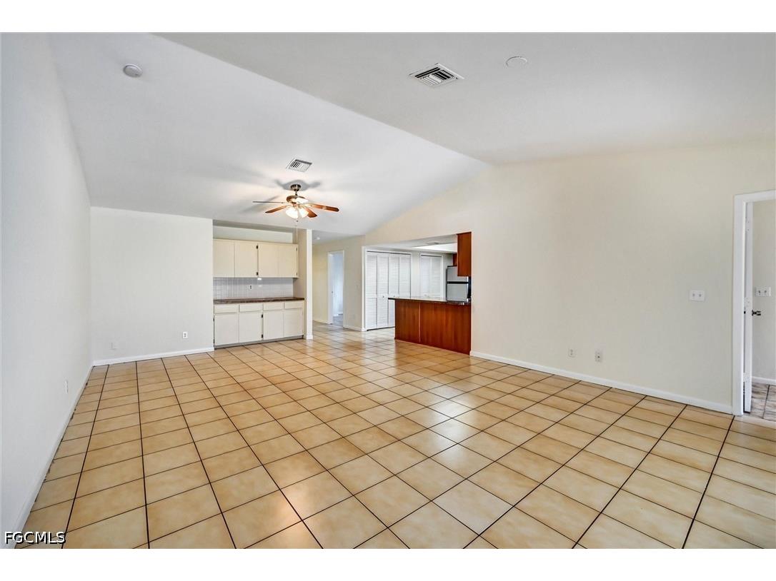 4707 SW 8th Place Cape Coral FL 33914 2025015827 image23