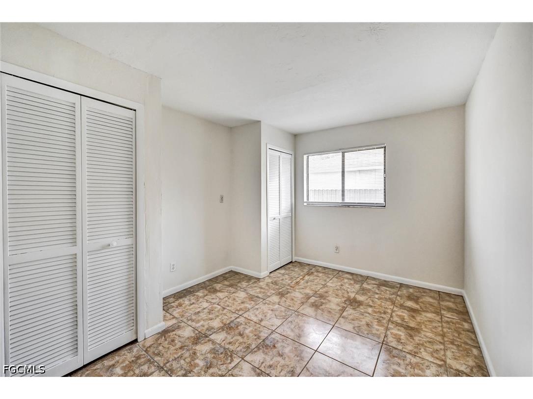 4707 SW 8th Place Cape Coral FL 33914 2025015827 image33
