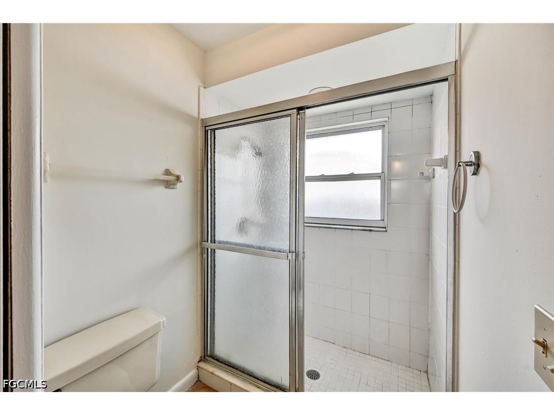 4707 SW 8th Place Cape Coral FL 33914 2025015827 image36