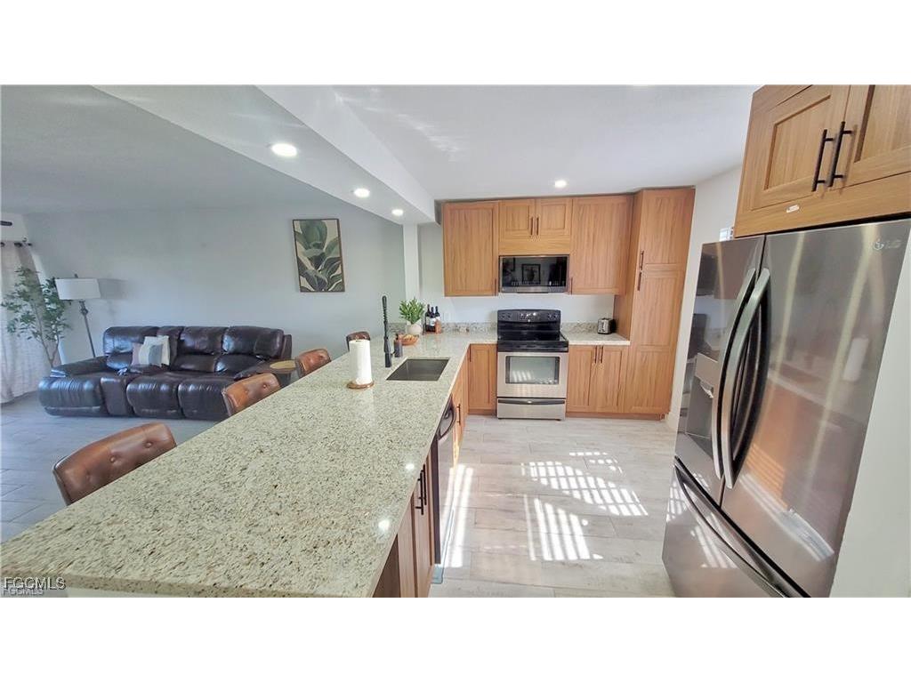 4708 SW 8th Place #101 Cape Coral FL 33914 2025019929 image4