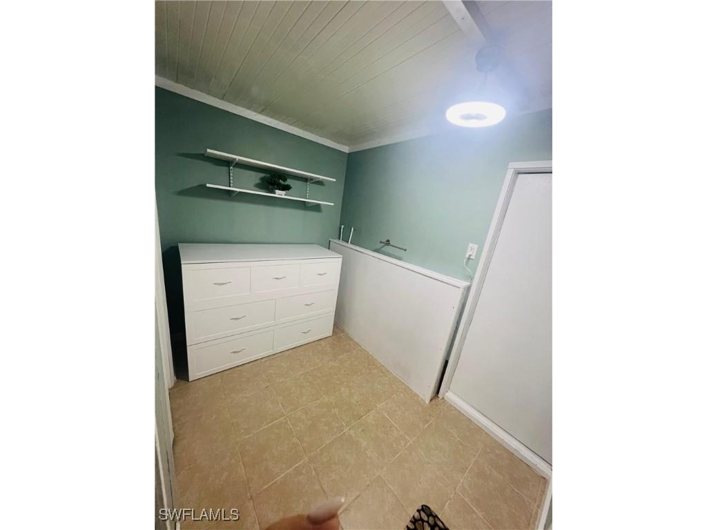 471 Palm Drive #310 Naples FL 34114 225077593 image9