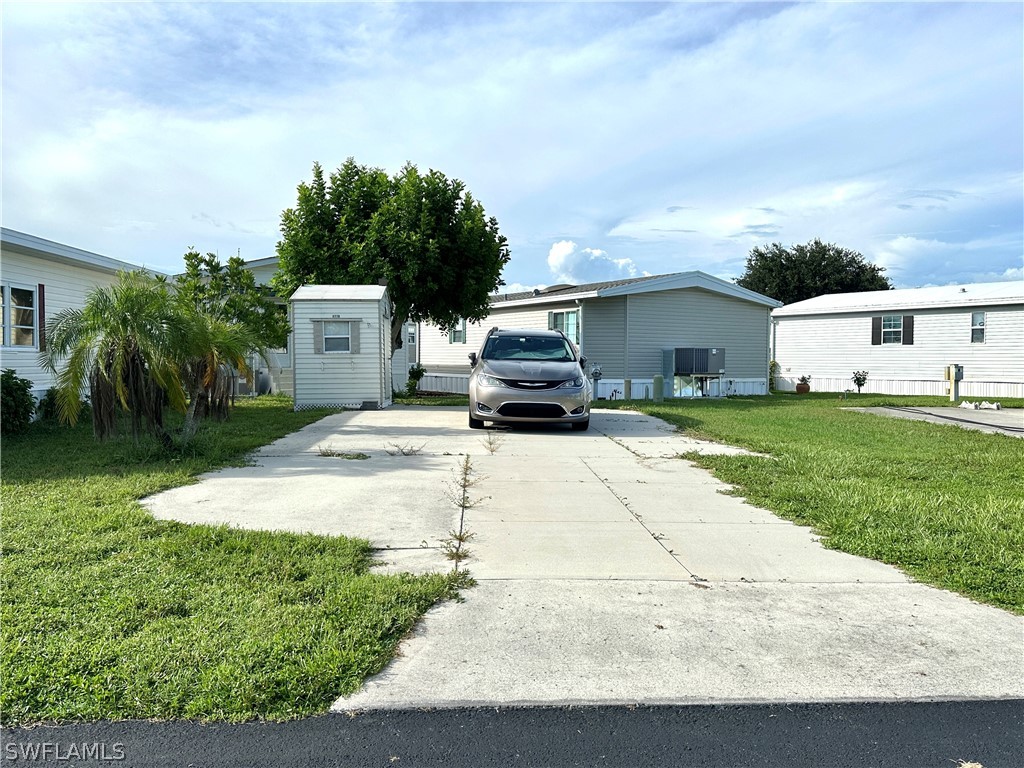 4710 Jefferson Davis Boulevard W Estero FL 33928 224063323 image1