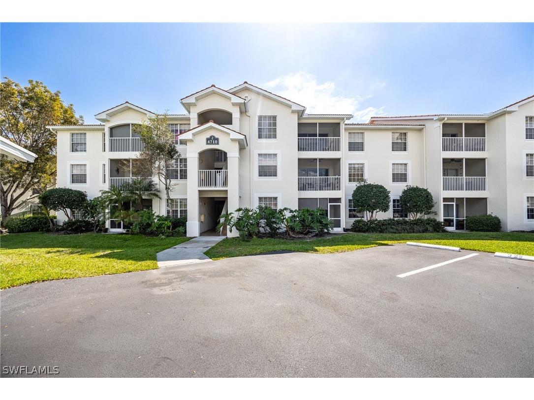 4710 Saint Croix Lane #216 Naples FL 34109 226009666 image1